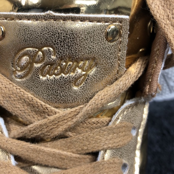 “Pastry” gold metallic and glitter womens size 6 - Picture 7 of 10